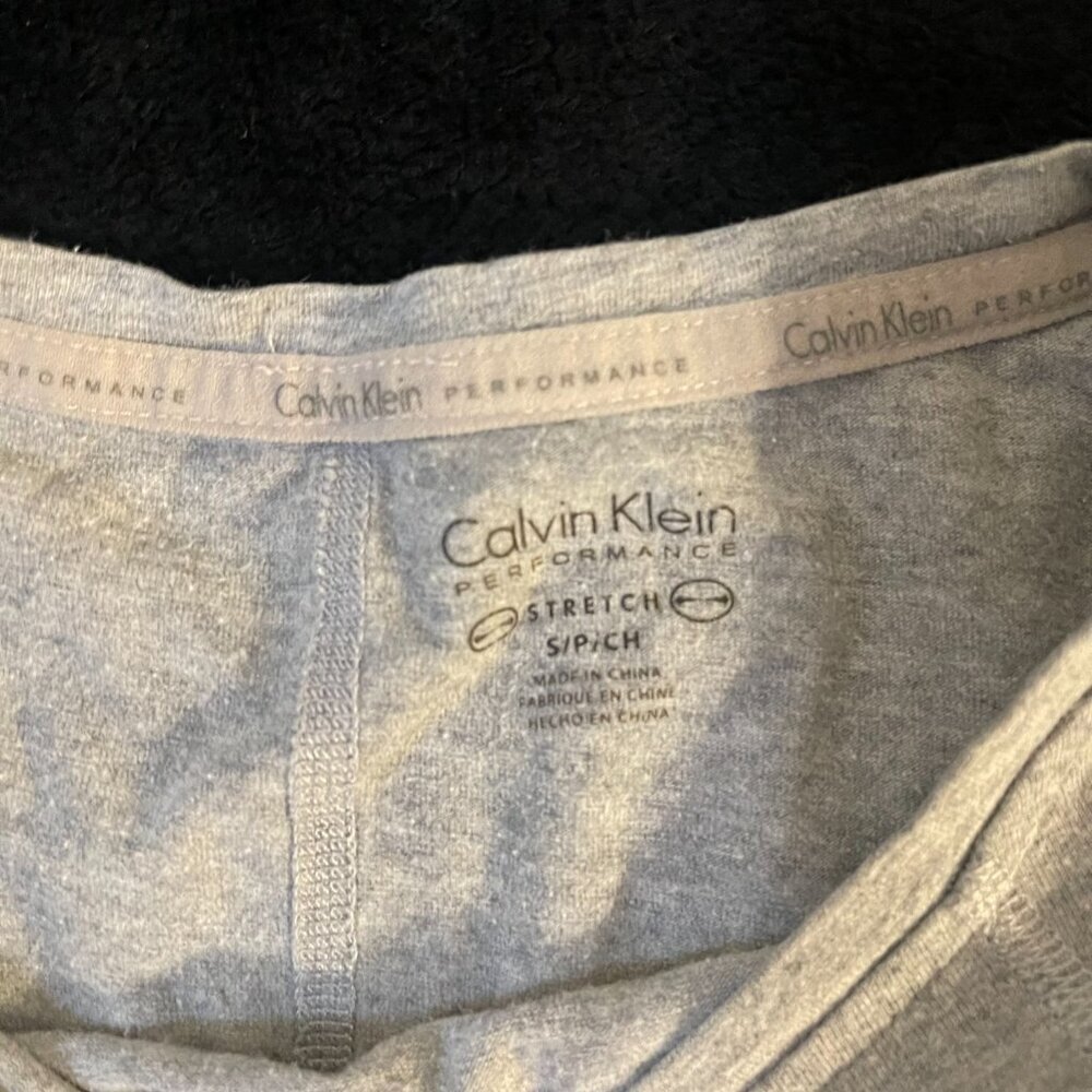 Calvin Klein Performance Gray Dolman Sleeve Athleisure Top Small - Picture 3 of 8